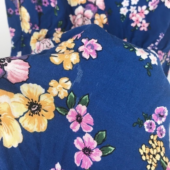 XHILARATION Blue Floral V- Neck Dress Size M - Picture 8 of 8